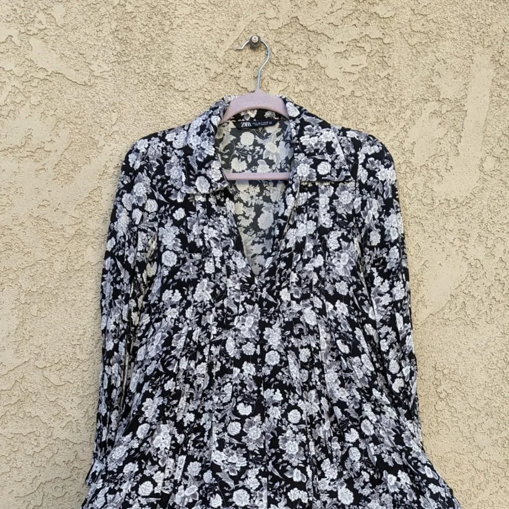 Zara - Picture 4 of 6